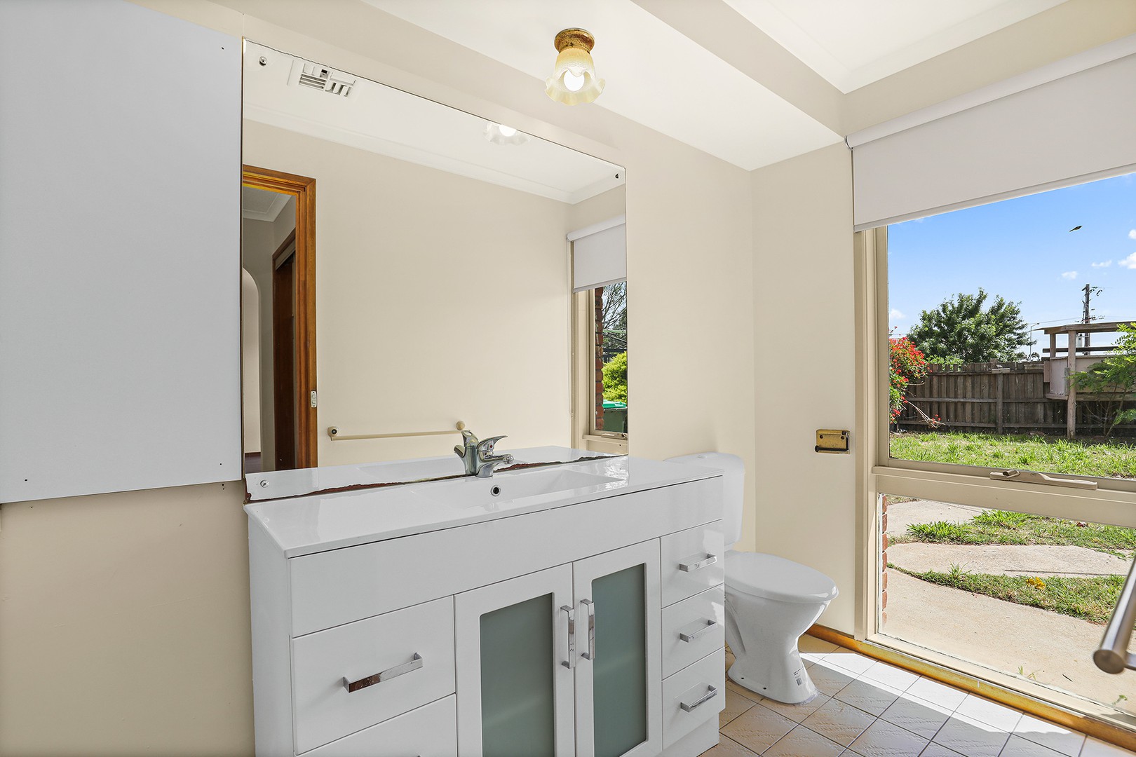 6 Crestmont Drive, Melton South, VIC 3338, Melton South - Thumbnail 7