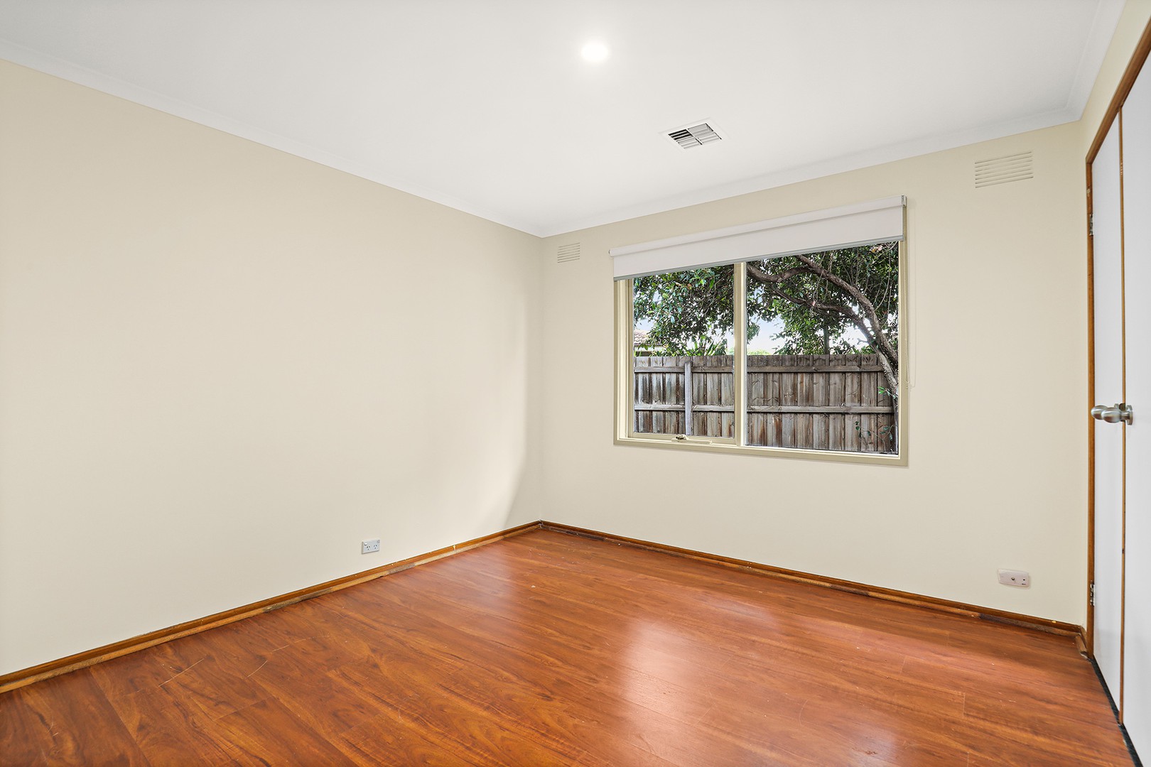 6 Crestmont Drive, Melton South, VIC 3338, Melton South - Thumbnail 8