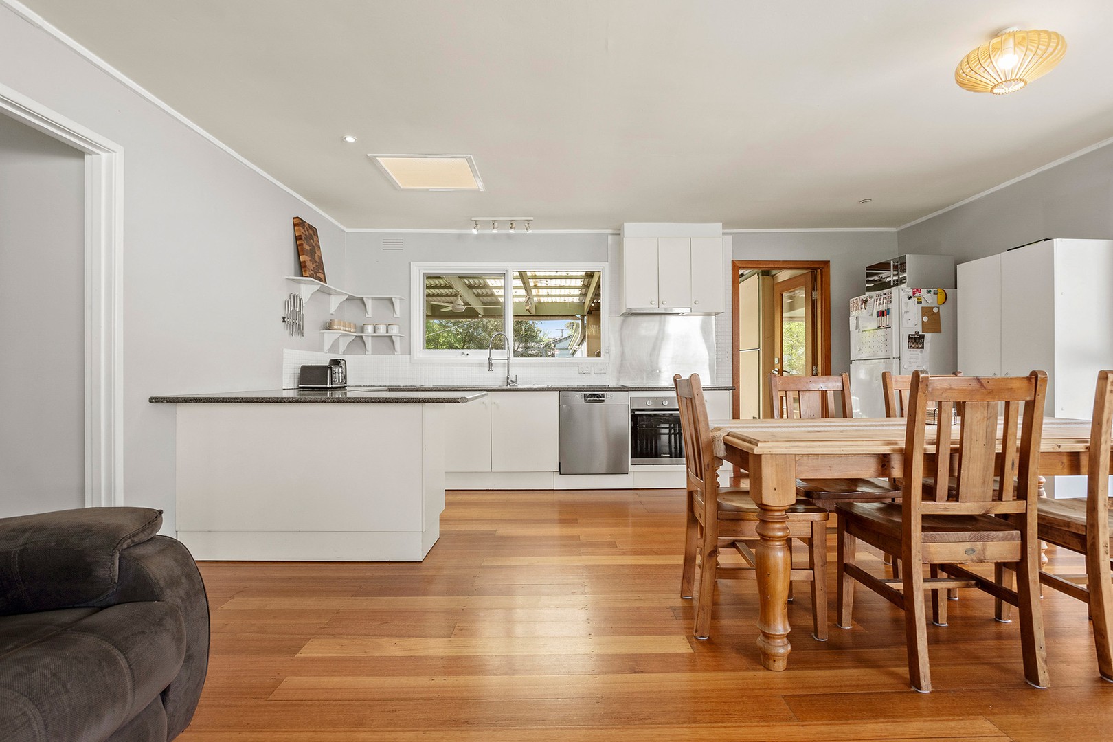6 Daly Street, Frankston, VIC 3199, Frankston - Thumbnail 4