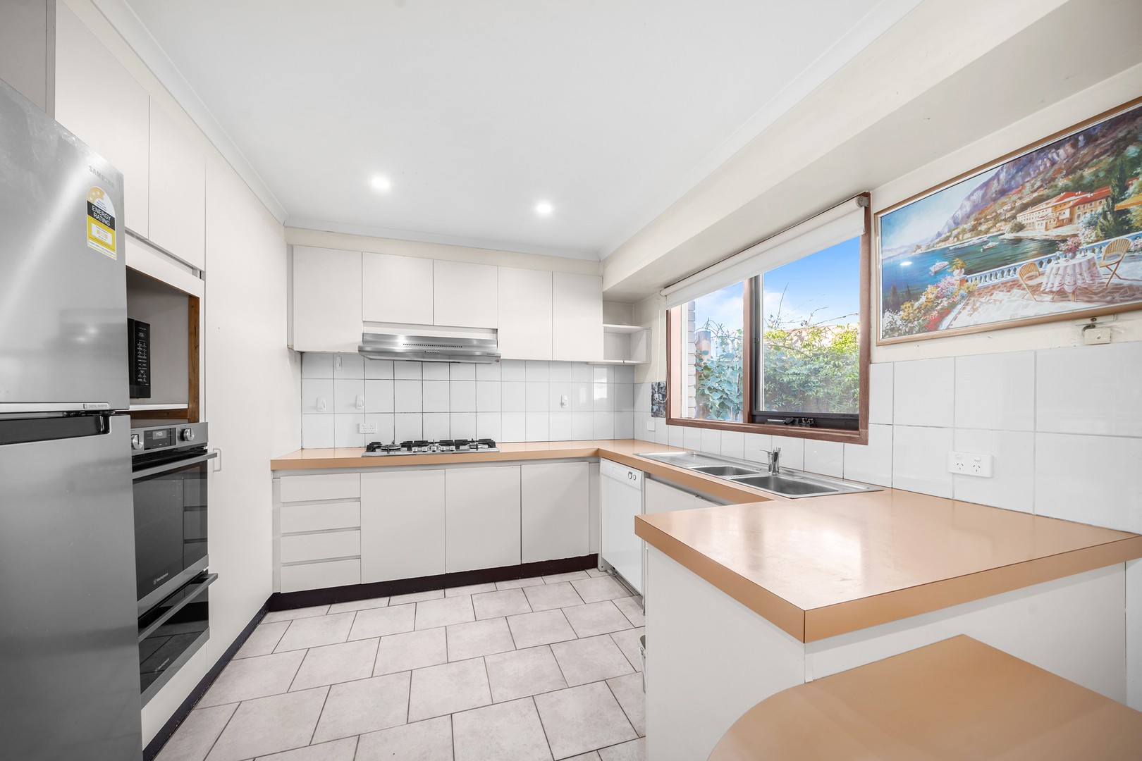 6 Dampier Court, Epping, VIC 3076, Epping - Thumbnail 3