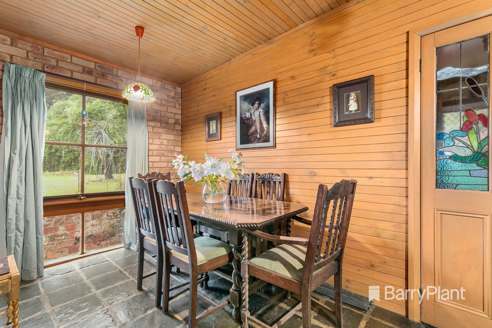 6 Daphne Crescent, Hurstbridge, VIC 3099, Hurstbridge - Thumbnail 4