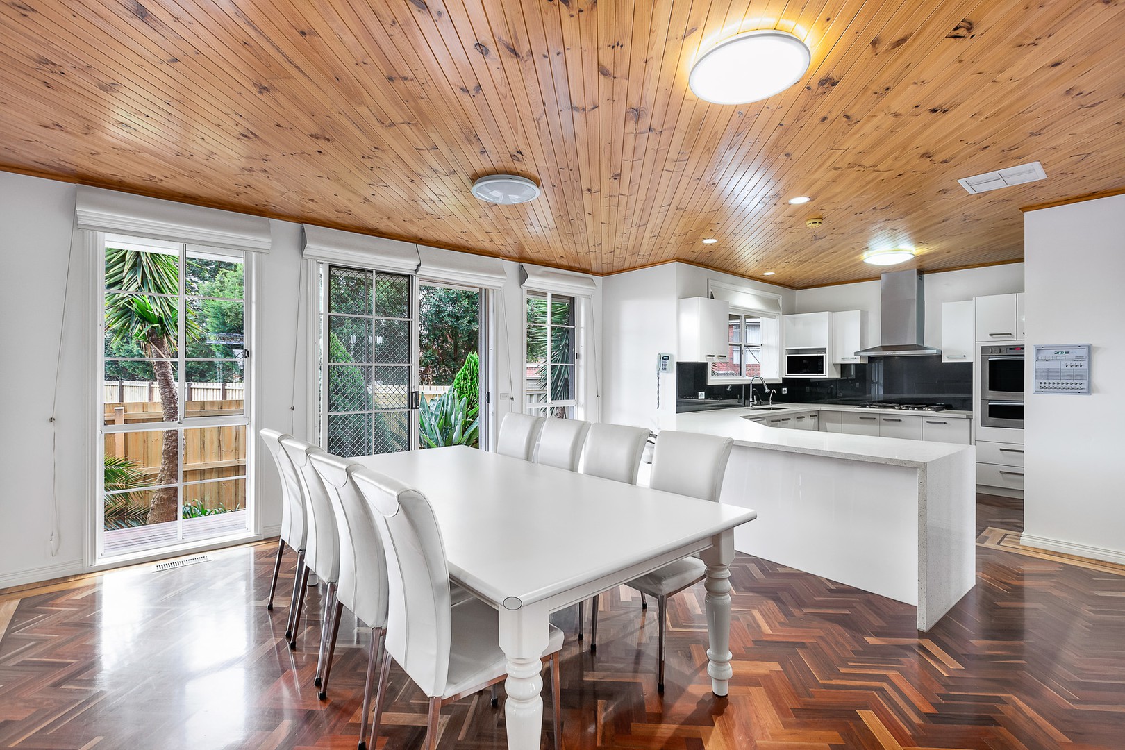 6 Dawes Court, Mill Park, VIC 3082, Mill Park - Thumbnail 4