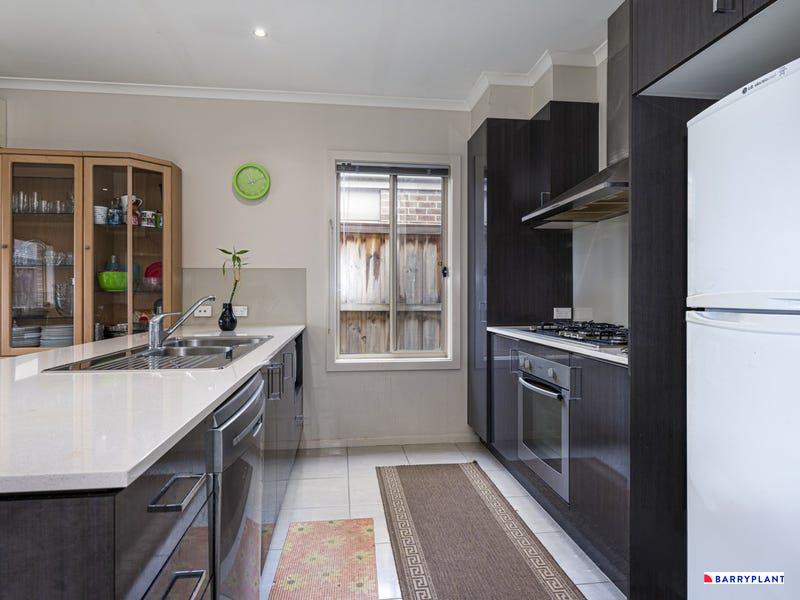 6 Dedina Walk, Dandenong, VIC 3175 - Thumbnail 1 - 12/05/2026