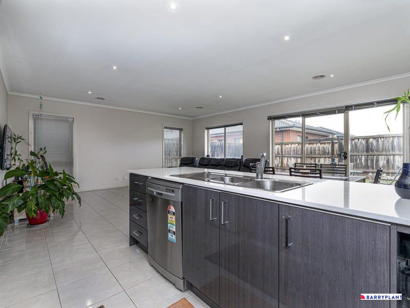 6 Dedina Walk, Dandenong, VIC 3175 - Thumbnail 2 - 12/05/2026