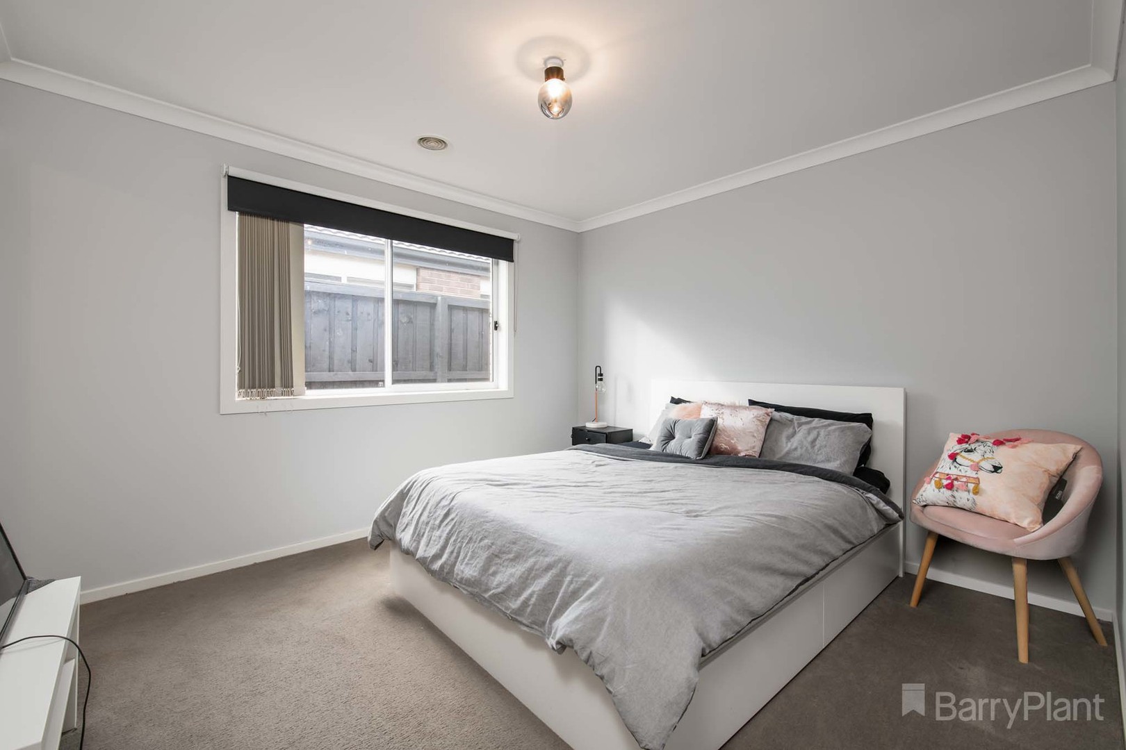 6 Devine Drive, Pakenham, VIC 3810, Pakenham - Thumbnail 4