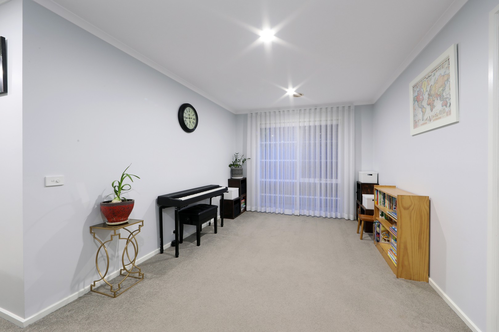 6 Diamond Close, Ferntree Gully, VIC 3156, Ferntree Gully - Thumbnail 4