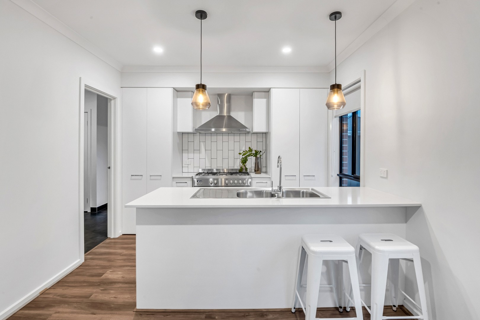 6 Dight Way, Mickleham, VIC 3064 - Thumbnail 2 - 25/11/2021