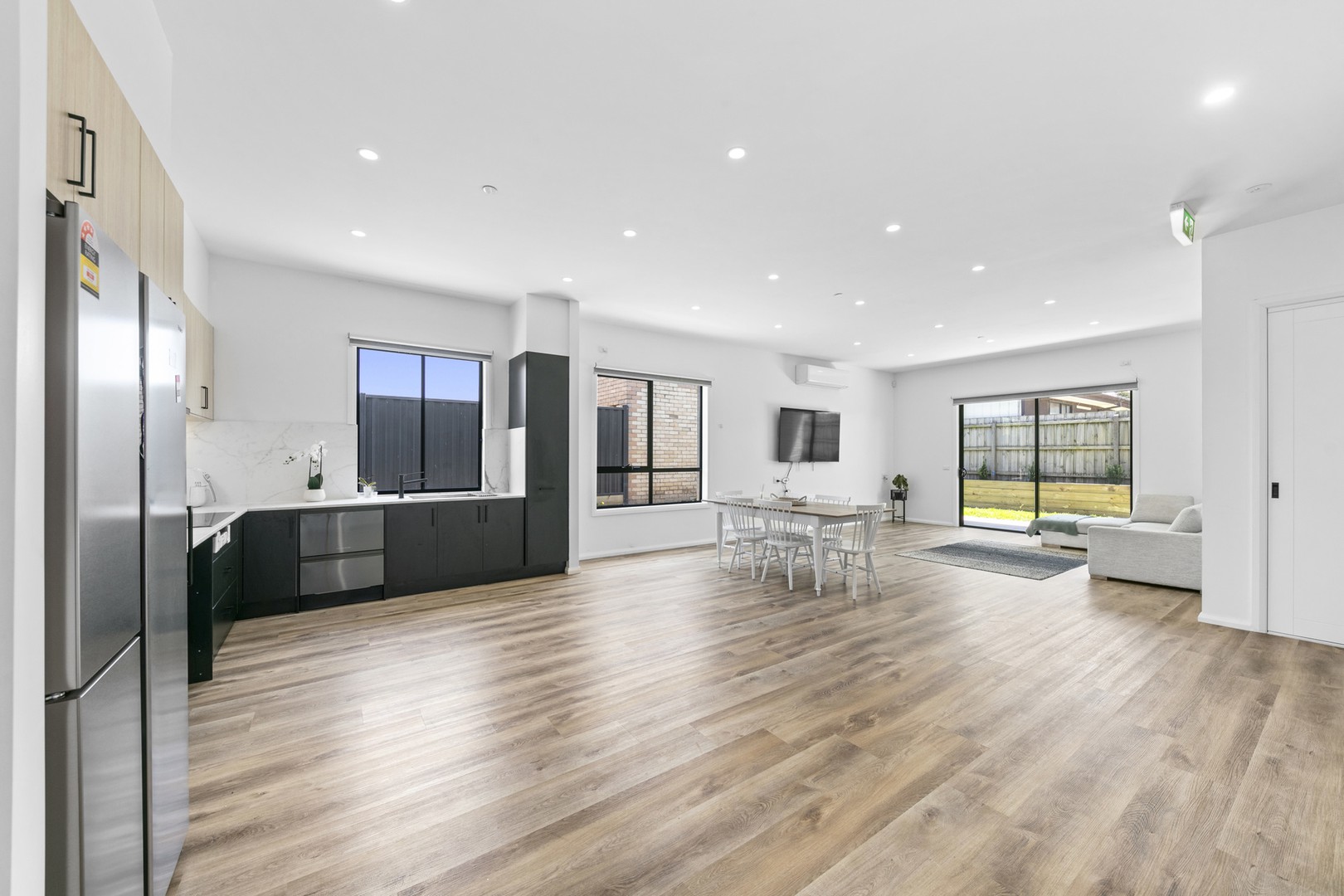 6 Disney Street, Fawkner, VIC 3060, Fawkner - Thumbnail 3