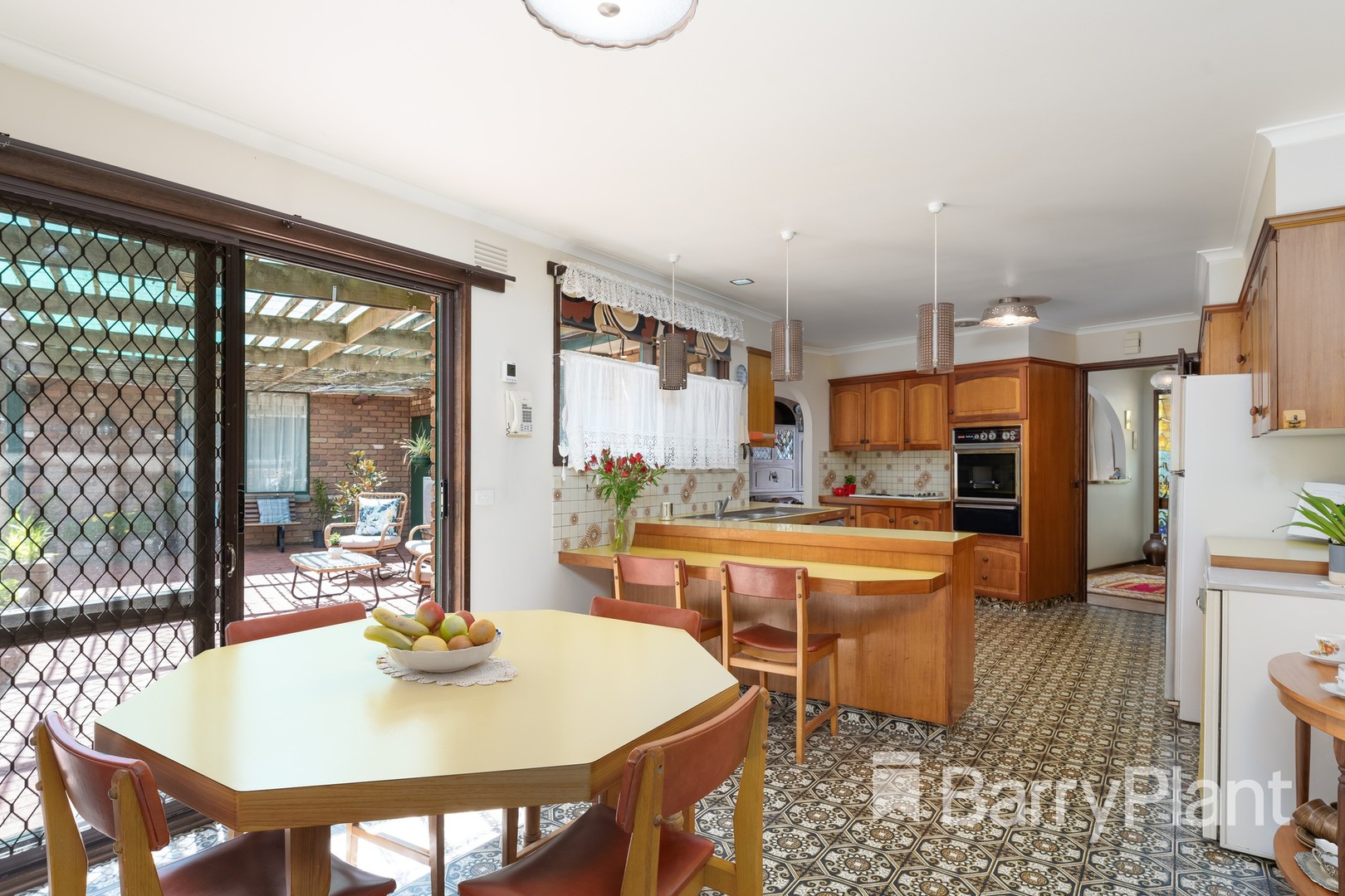 6 Duggan Court, Highton, VIC 3216, Highton - Thumbnail 3