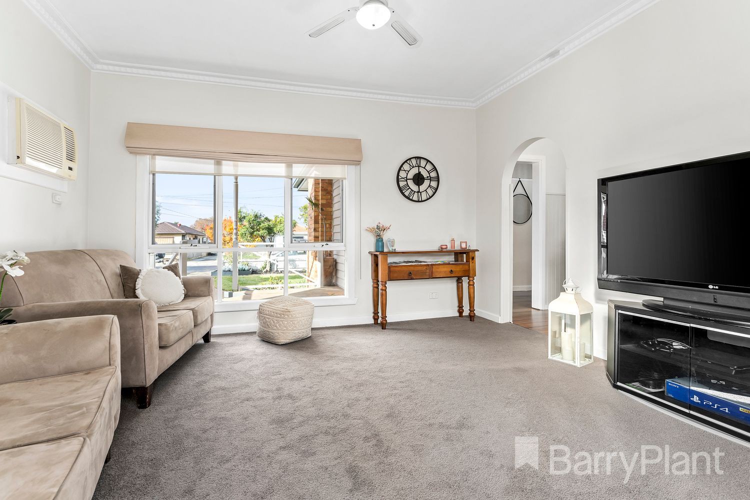 6 Dunbar Avenue, Sunshine, VIC 3020, Sunshine - Thumbnail 3