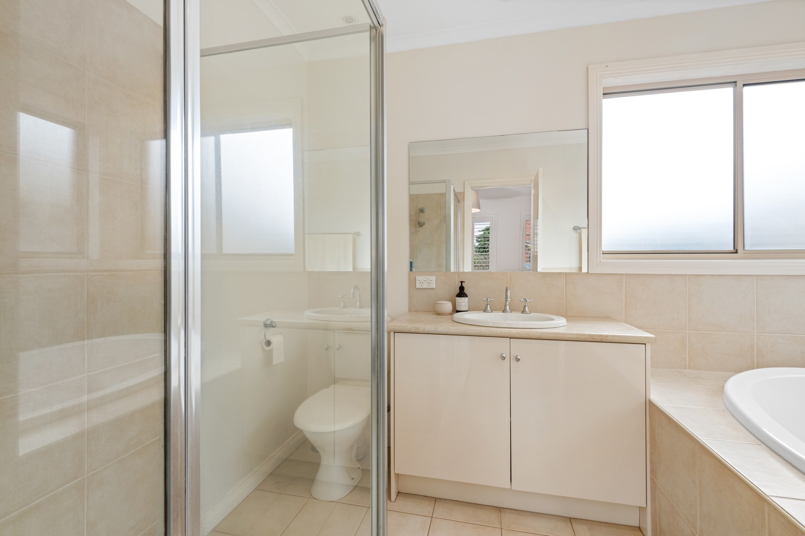 6 Dunmow Crescent, Hamlyn Heights, VIC 3215, Hamlyn Heights - Thumbnail 8