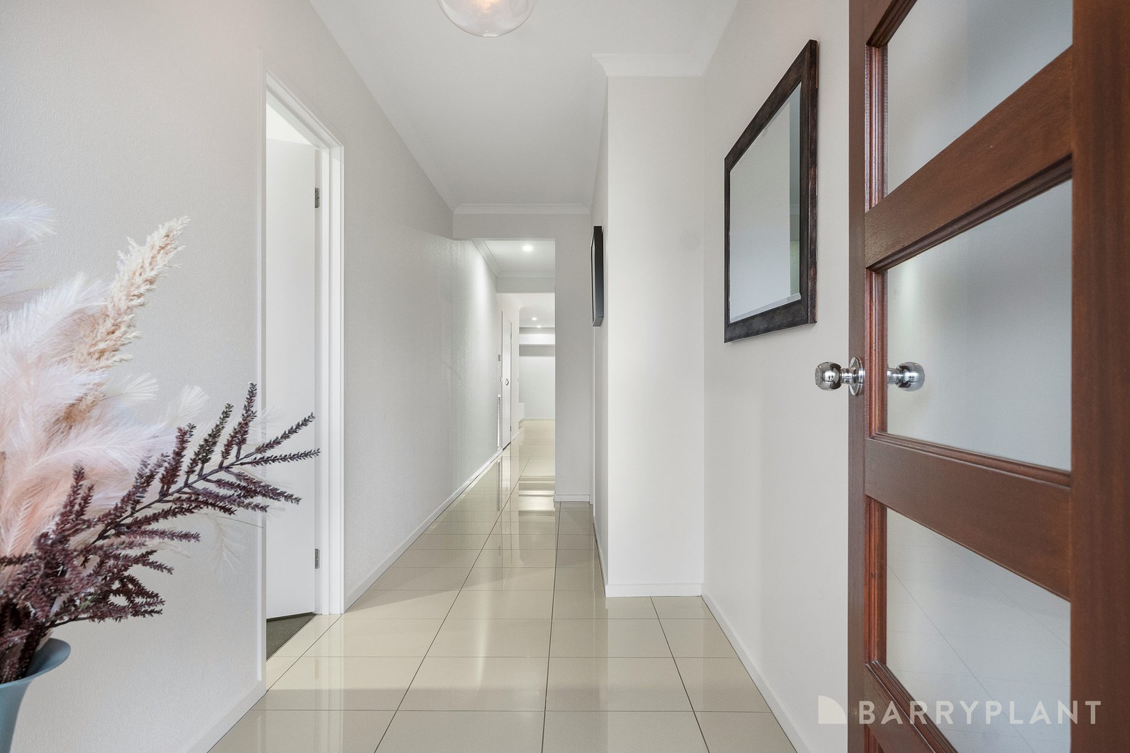 6 Dusseldorp Avenue, Pakenham, VIC 3810 - Thumbnail 2 - 23/10/2025