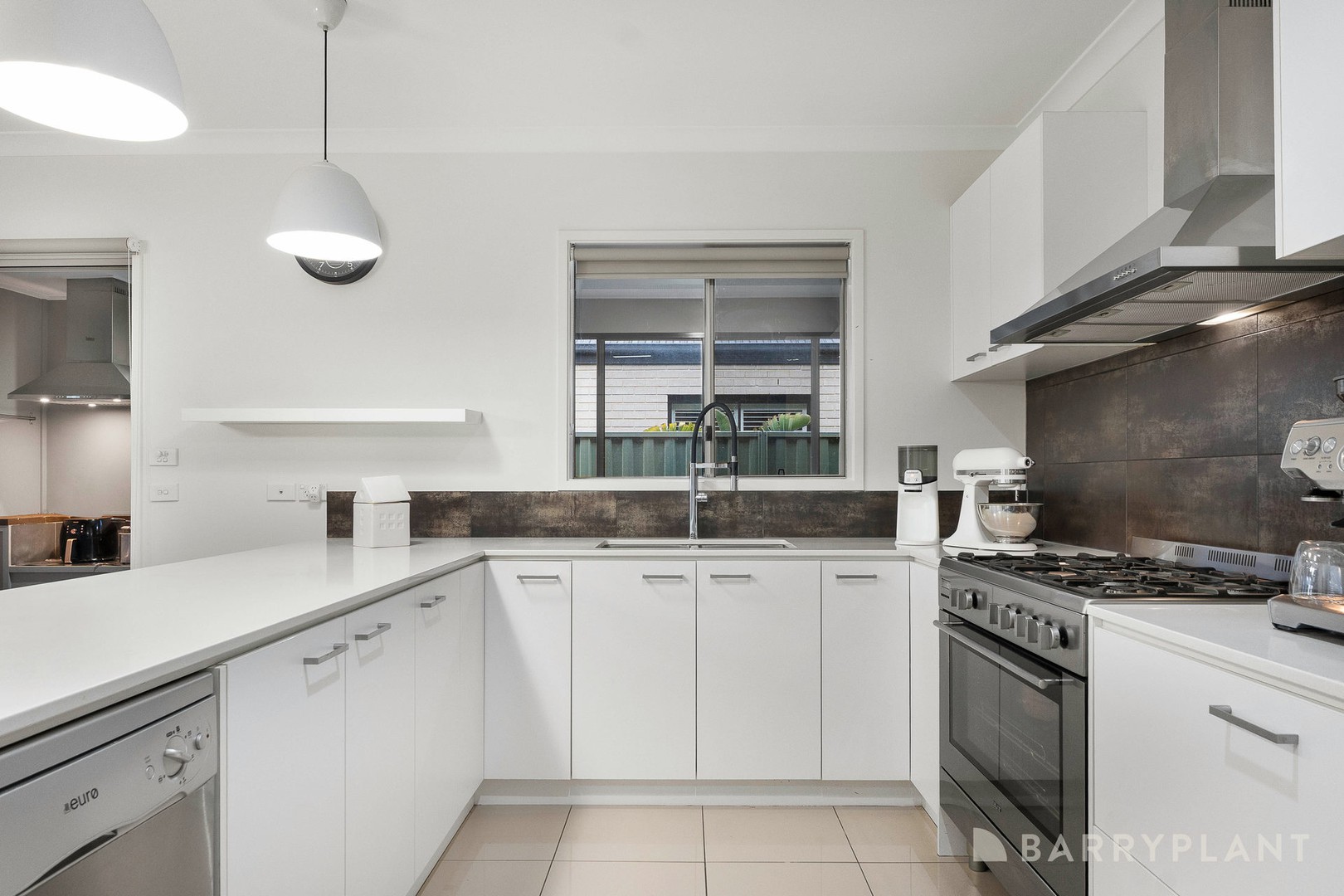 6 Dusseldorp Avenue, Pakenham, VIC 3810, Pakenham - Thumbnail 4