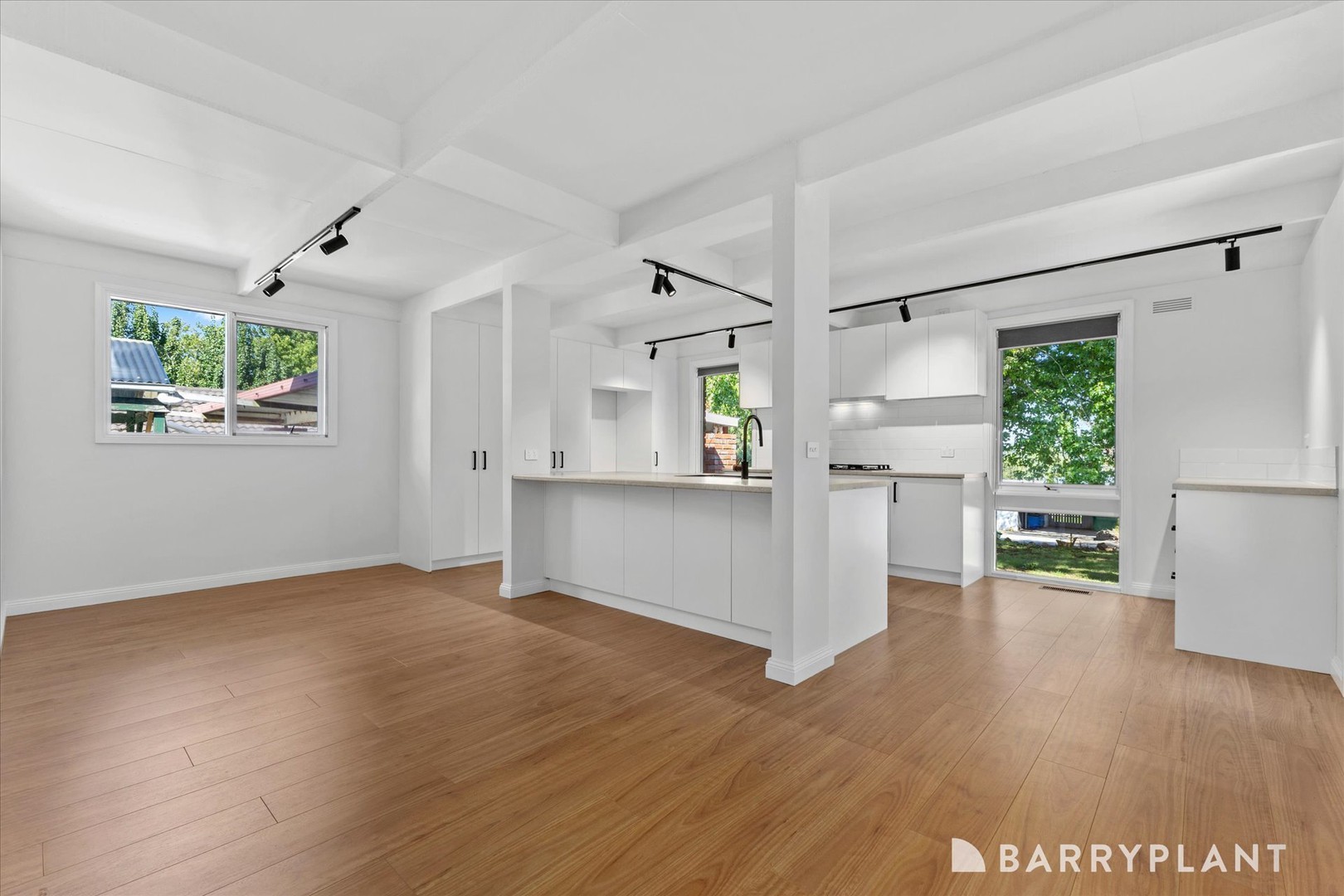 6 Eadie Avenue, Healesville, VIC 3777 - Thumbnail 2 - 31/03/2026