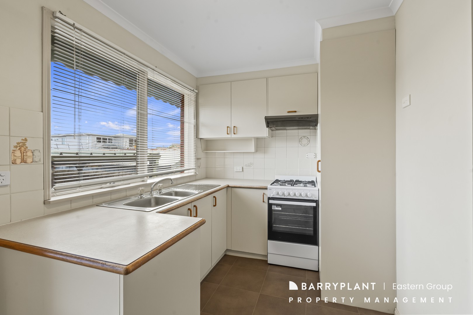 6 Edward Street, Mitcham, VIC 3132, Mitcham - Thumbnail 4