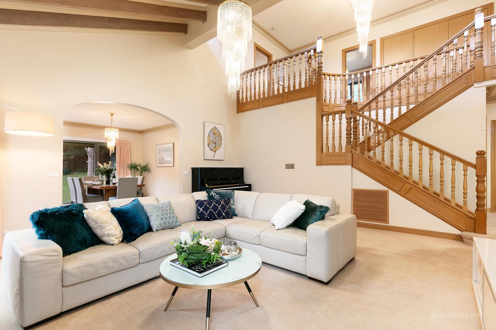 6 Ennersdale Court, Templestowe, VIC 3106 - Thumbnail 2 - 21/02/2025