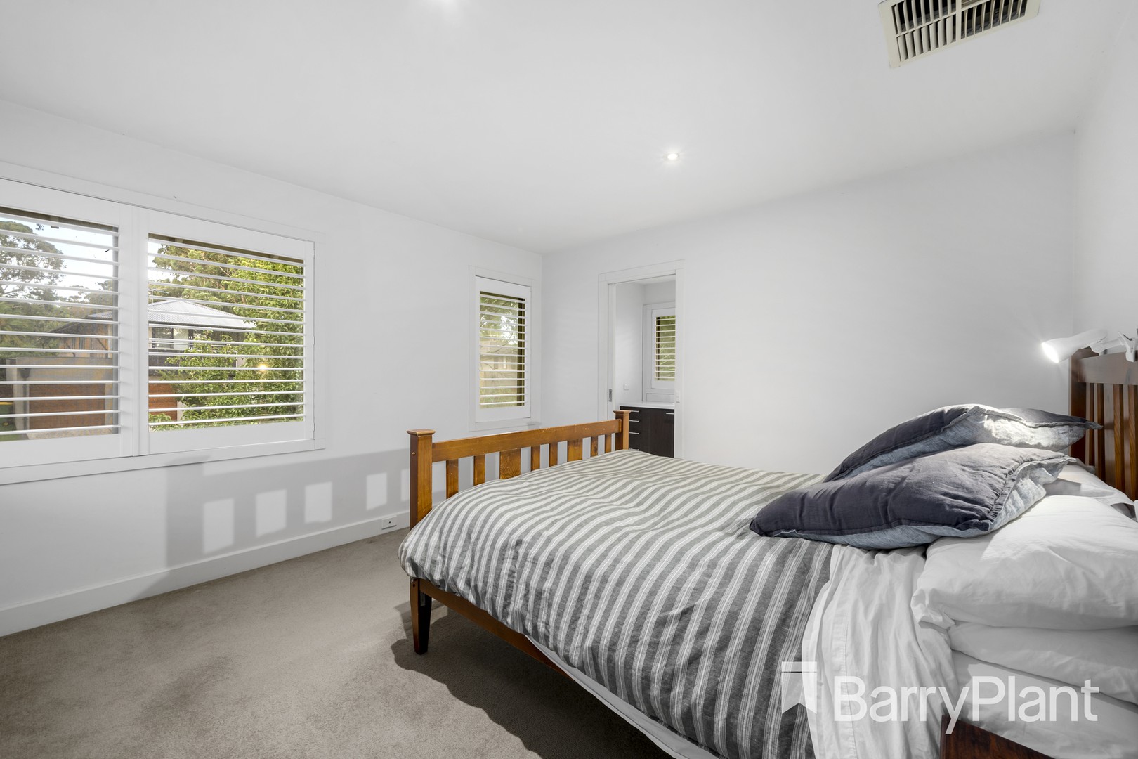6 Evan Smith Close, Macleod, VIC 3085, Macleod - Thumbnail 4