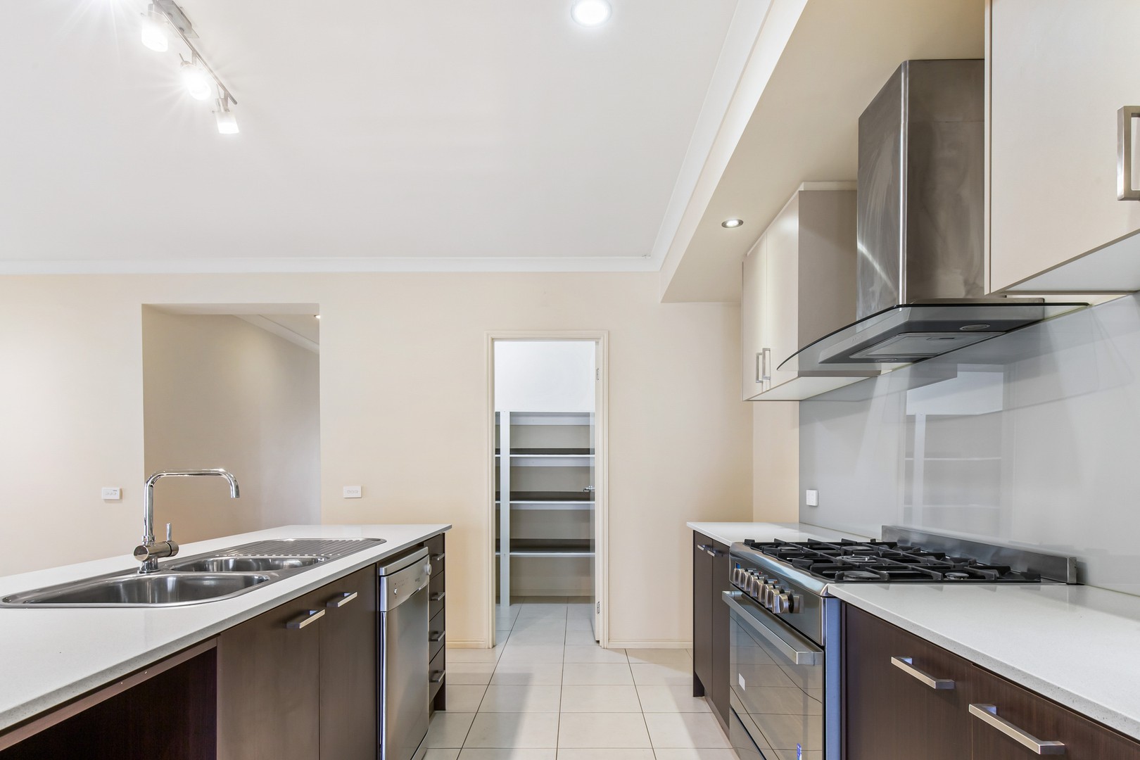 6 Faddie Street, Cairnlea, VIC 3023, Cairnlea - Thumbnail 7