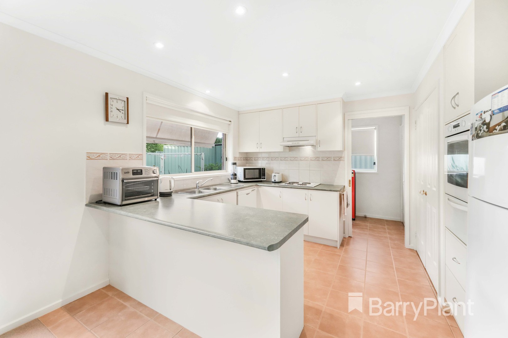 6 Faraday Road, Croydon South, VIC 3136, Croydon South - Thumbnail 3