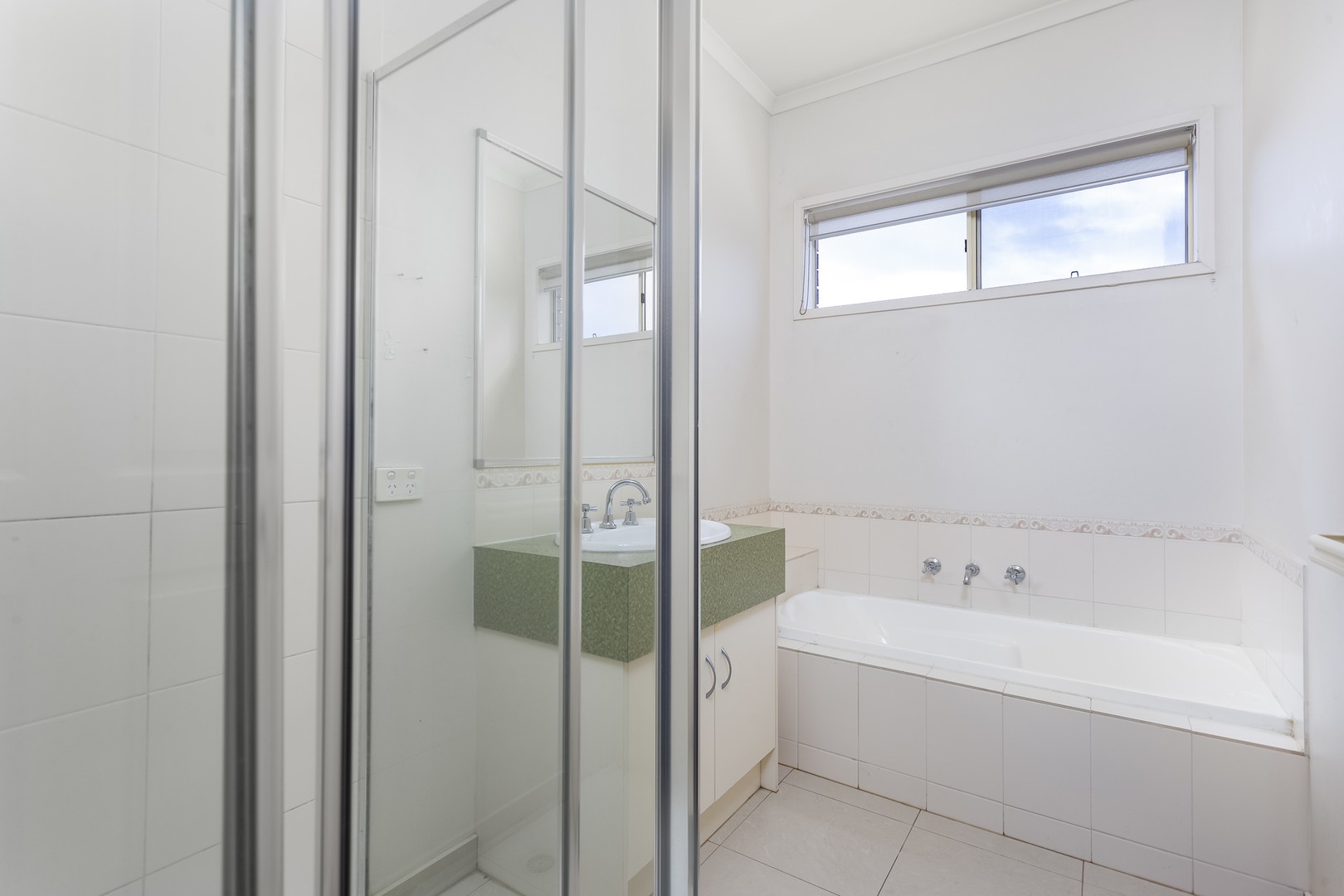 6 Feijoa Court, Werribee, VIC 3030, Werribee - Thumbnail 6