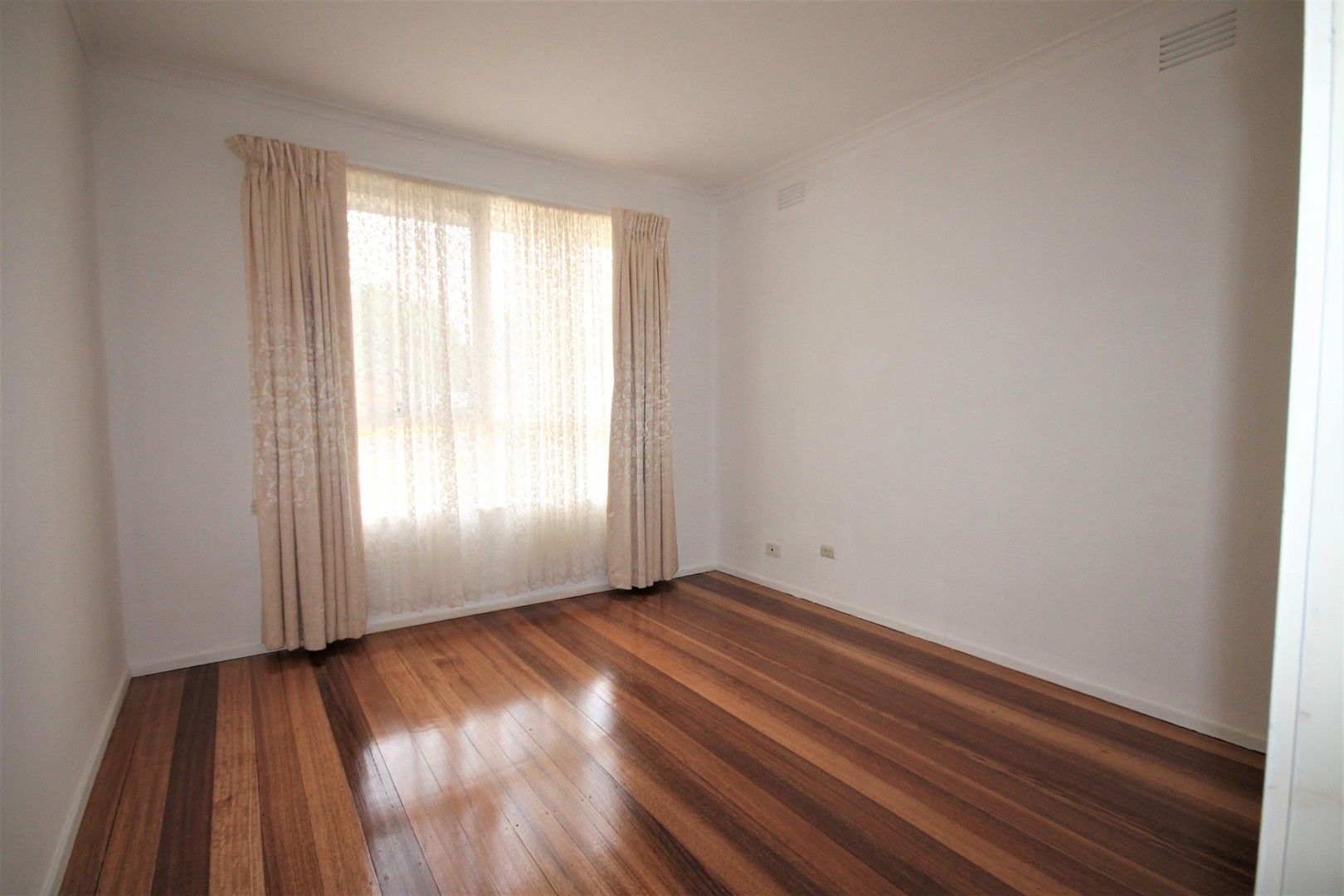 6 Fenwick Court, Bundoora, VIC 3083, Bundoora - Thumbnail 2