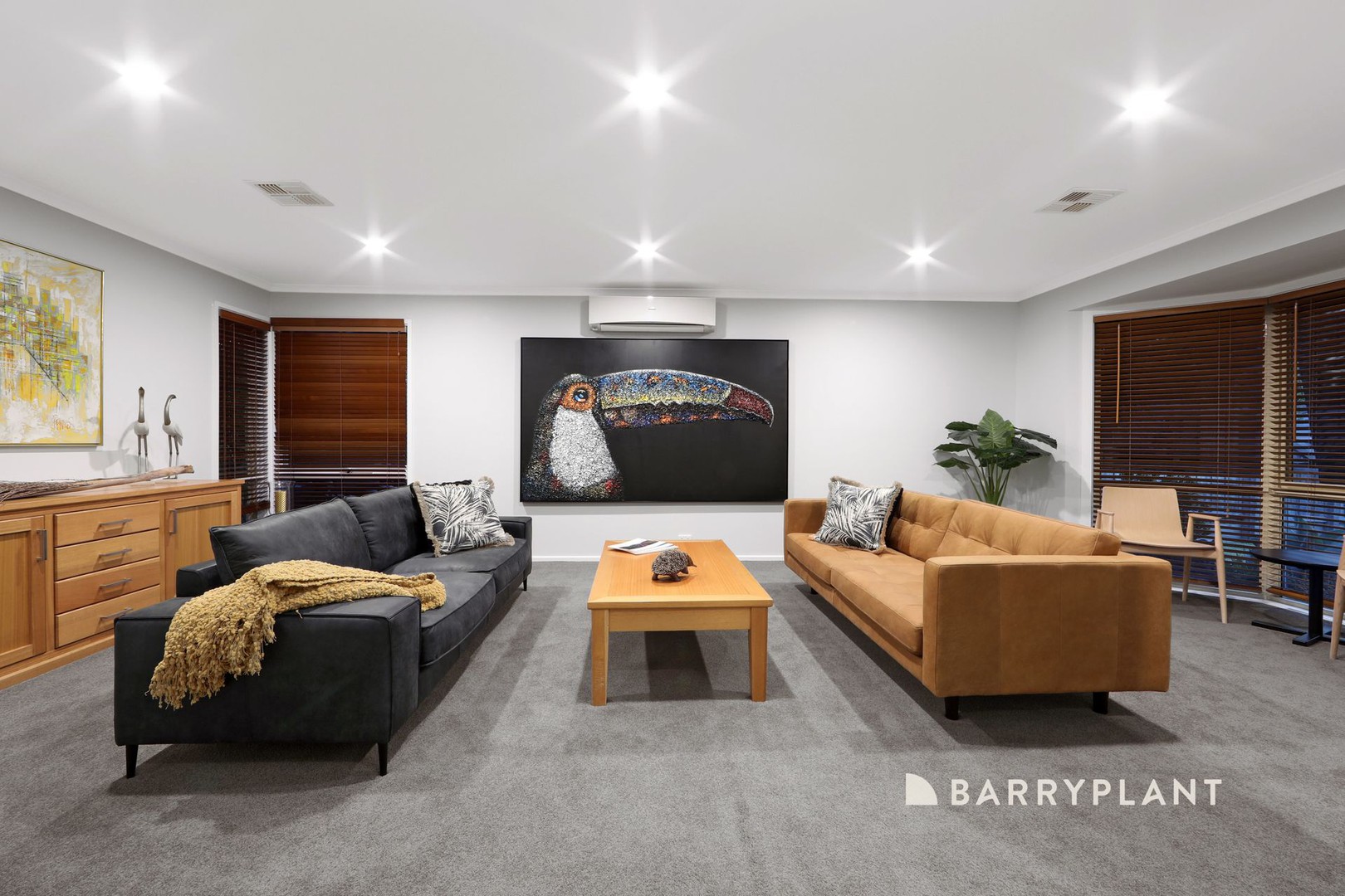 6 Fernlea Avenue, Rowville, VIC 3178 - Thumbnail 2 - 04/02/2026