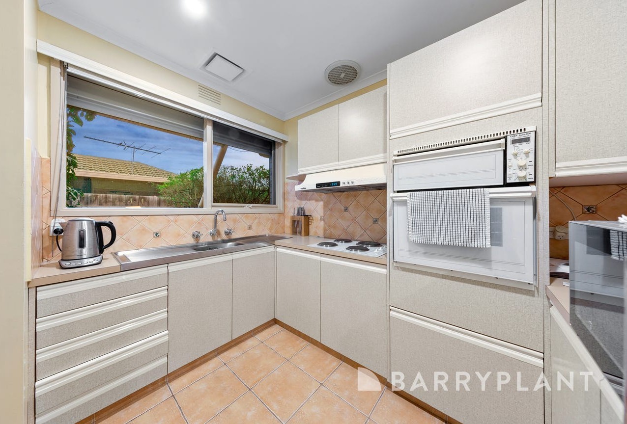6 Ferris Avenue, Deer Park, VIC 3023, Deer Park - Thumbnail 4