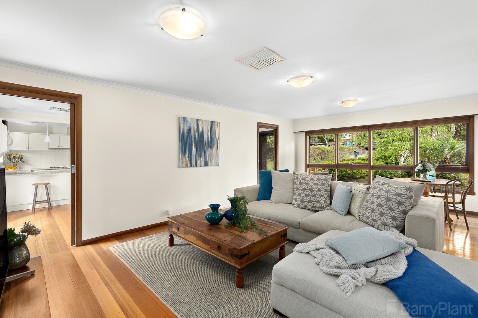 6 Flora Court, Ringwood, VIC 3134 - Thumbnail 2 - 21/10/2021