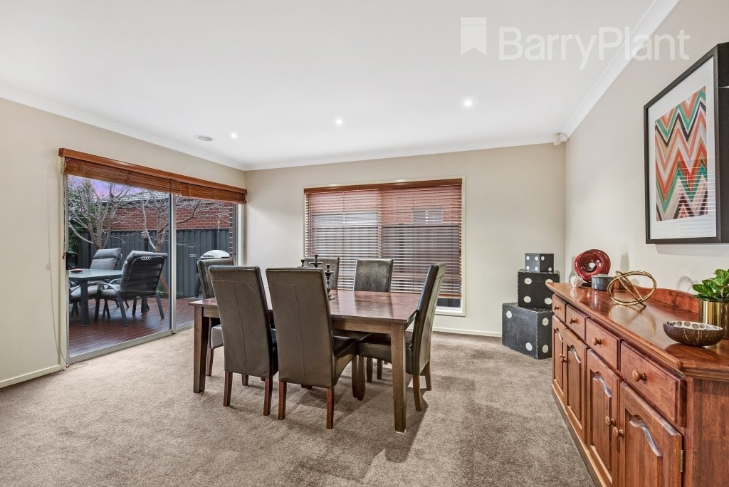 6 Florey Avenue, Point Cook, VIC 3030, Point Cook - Thumbnail 5