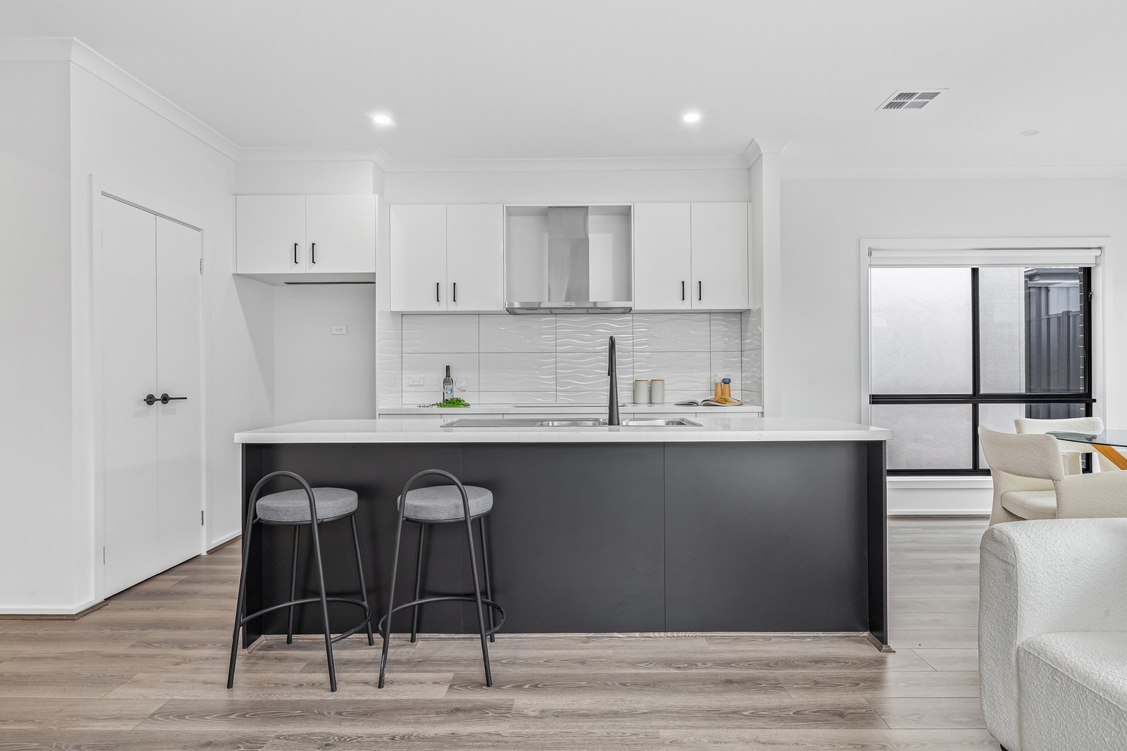 6 Fox Street, Fraser Rise, VIC 3336, Fraser Rise - Thumbnail 5