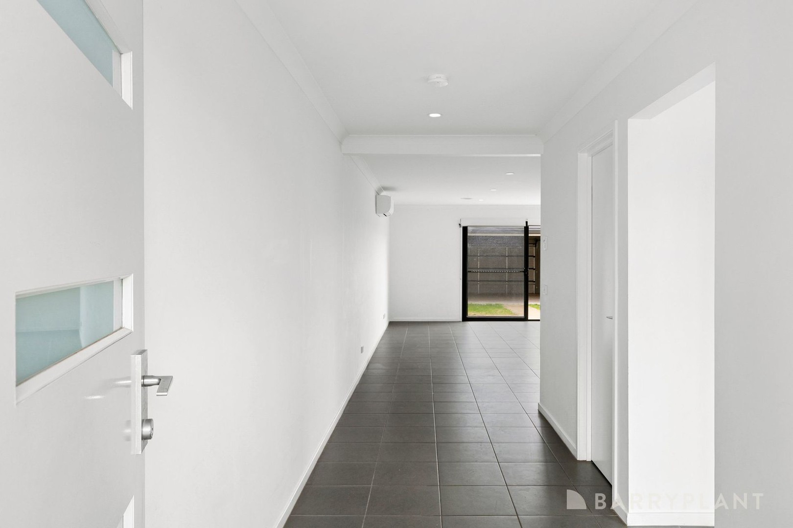 6 Fragrance Terrace, Manor Lakes, VIC 3024, Manor Lakes - Thumbnail 3