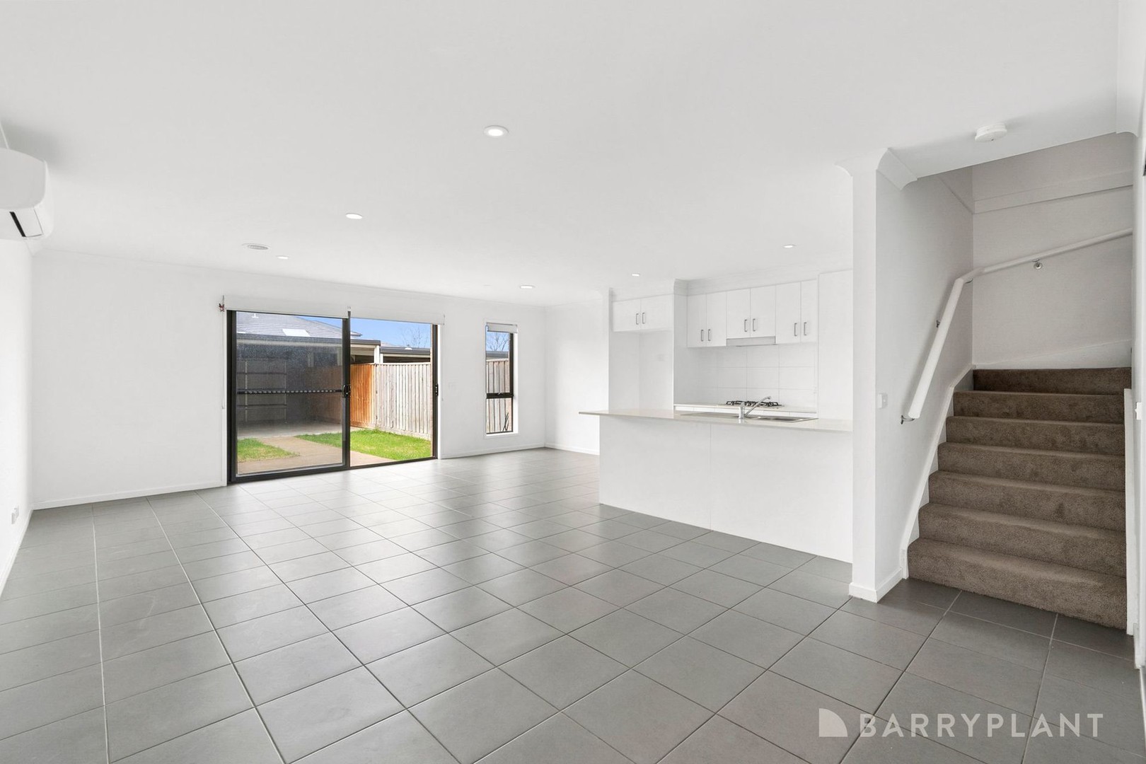 6 Fragrance Terrace, Manor Lakes, VIC 3024, Manor Lakes - Thumbnail 8