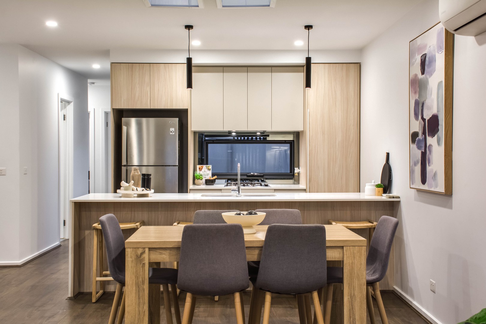 6 Galaxias Walk, Rowville, VIC 3178 - Thumbnail 2 - 19/09/2023