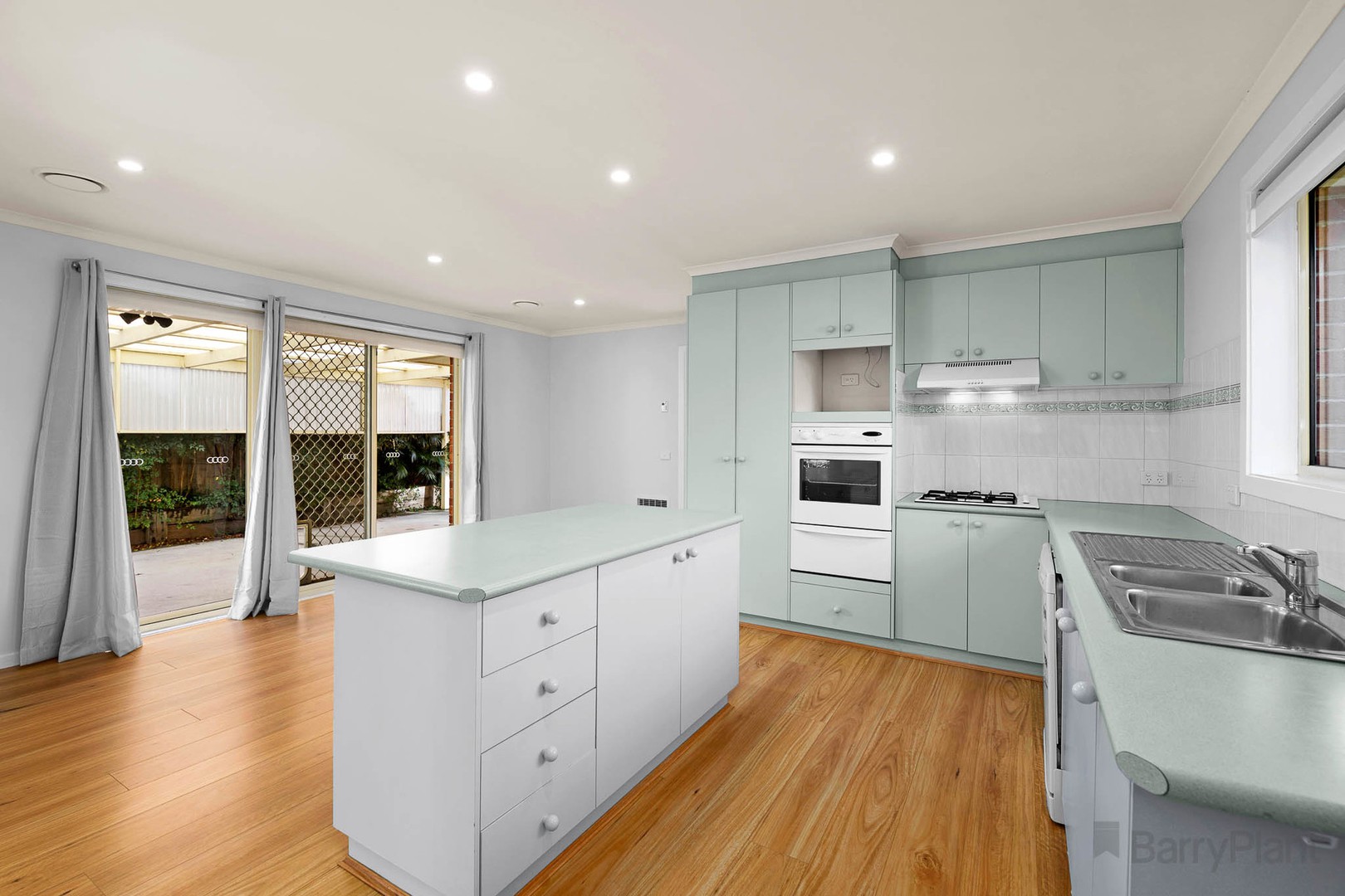 6 Gingham Place, Berwick, VIC 3806, Berwick - Thumbnail 6