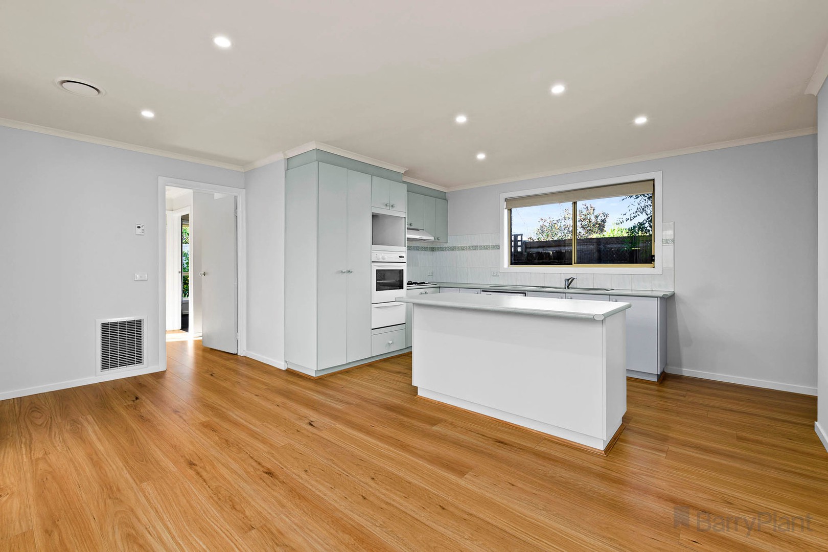 6 Gingham Place, Berwick, VIC 3806, Berwick - Thumbnail 7