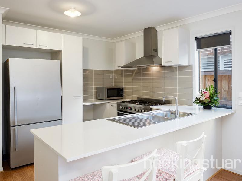 6 Gisborne Terrace, Eynesbury, VIC 3338, Eynesbury - Thumbnail 2
