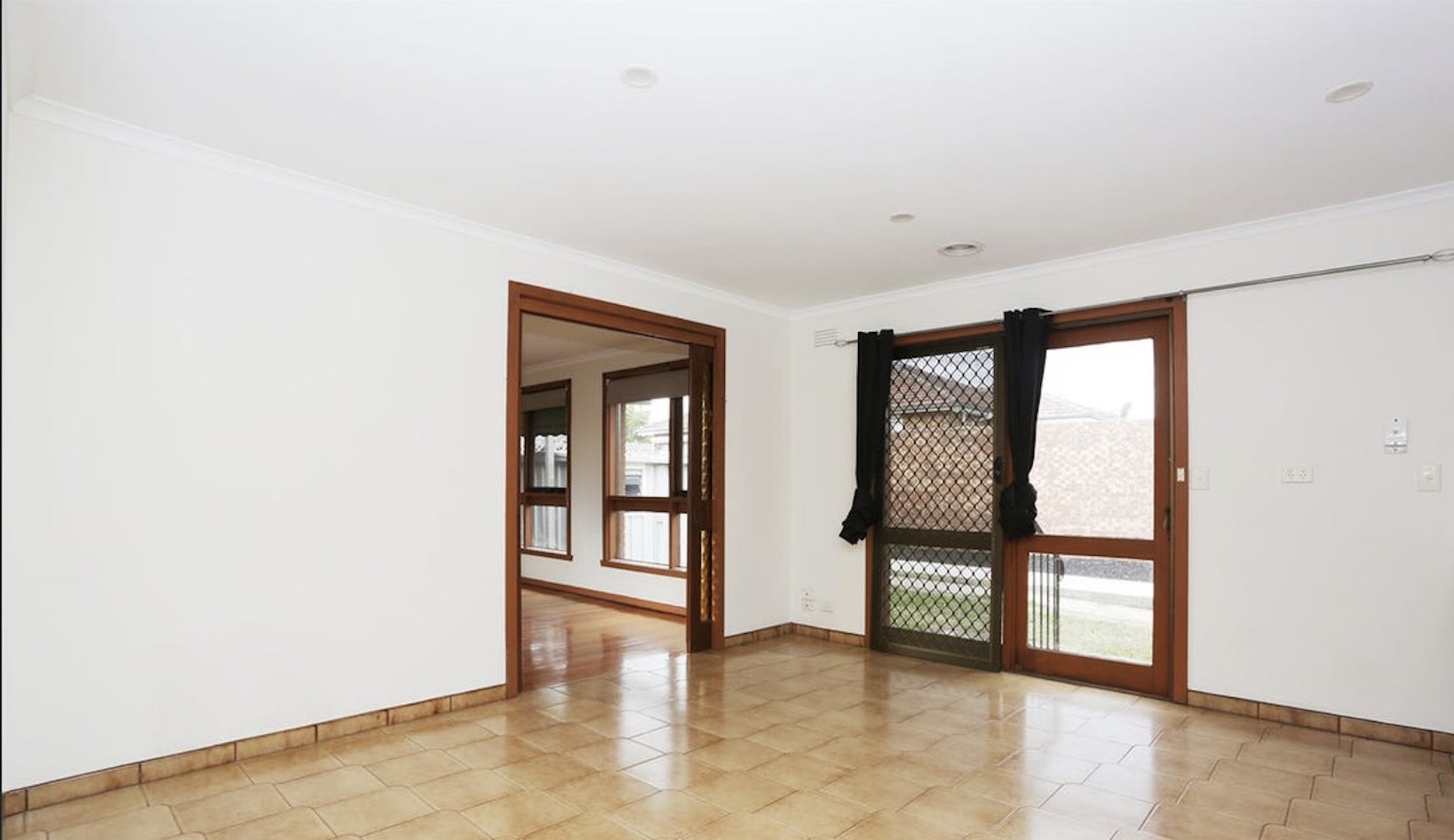 6 Glenburn Street, Thomastown, VIC 3074, Thomastown - Thumbnail 6