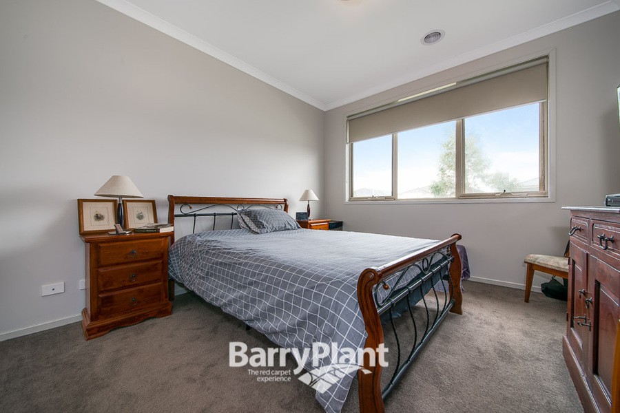 6 Glenelg Street, Clyde North, VIC 3978, Clyde North - Thumbnail 6