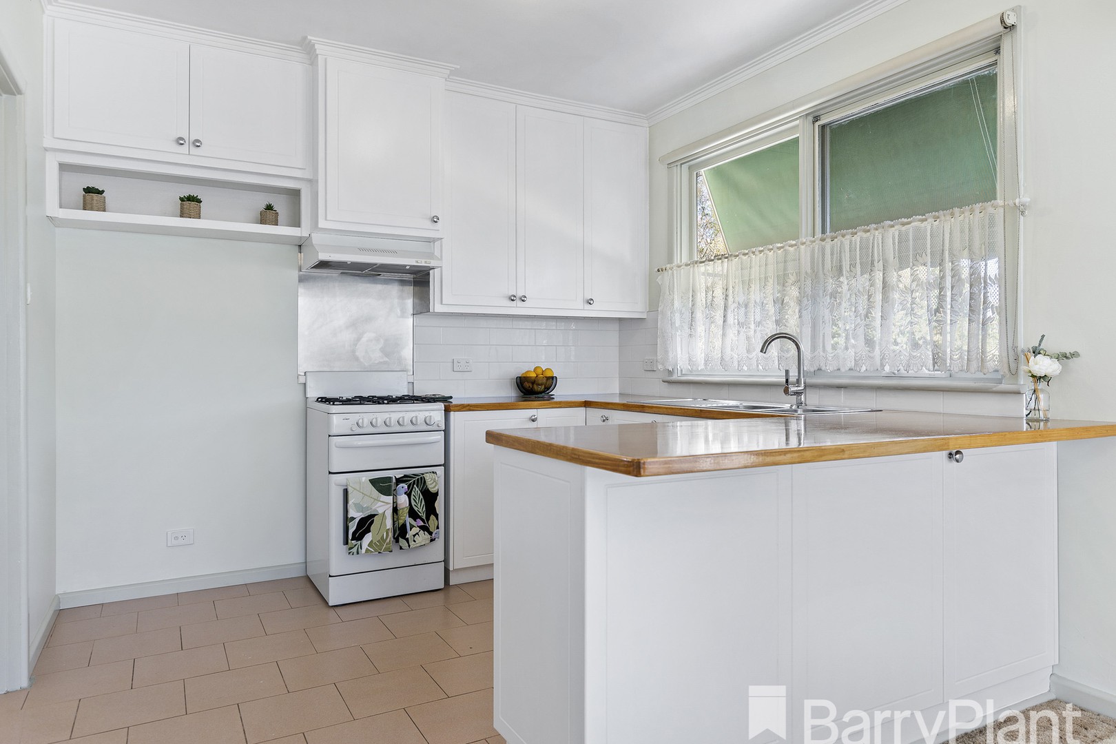 6 Golden Wattle Drive, Maryborough, VIC 3465, Maryborough - Thumbnail 5