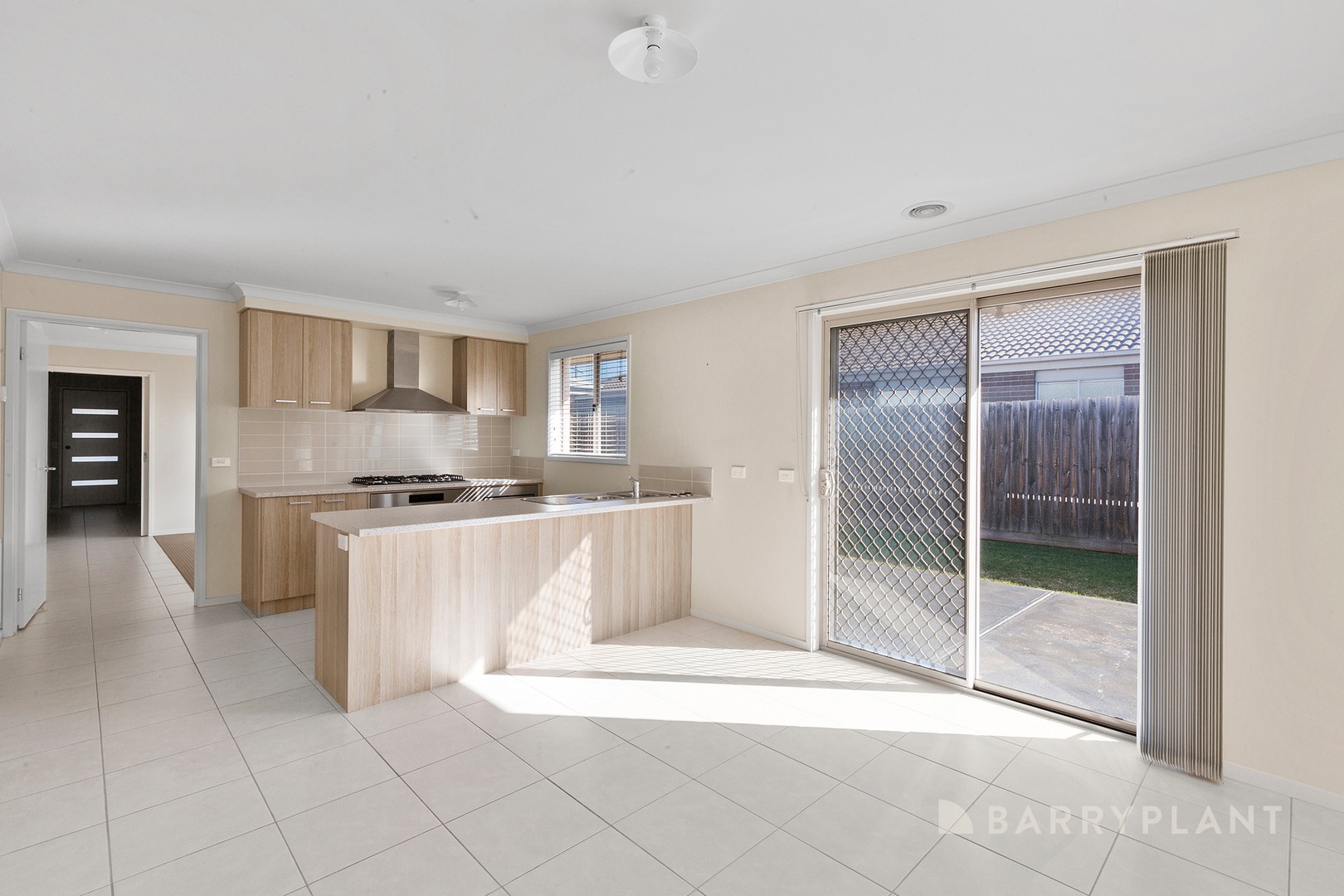 6 Goshawk Drive, Pakenham, VIC 3810, Pakenham - Thumbnail 3