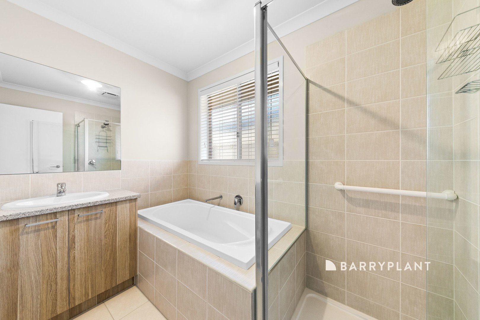 6 Goshawk Drive, Pakenham, VIC 3810, Pakenham - Thumbnail 8