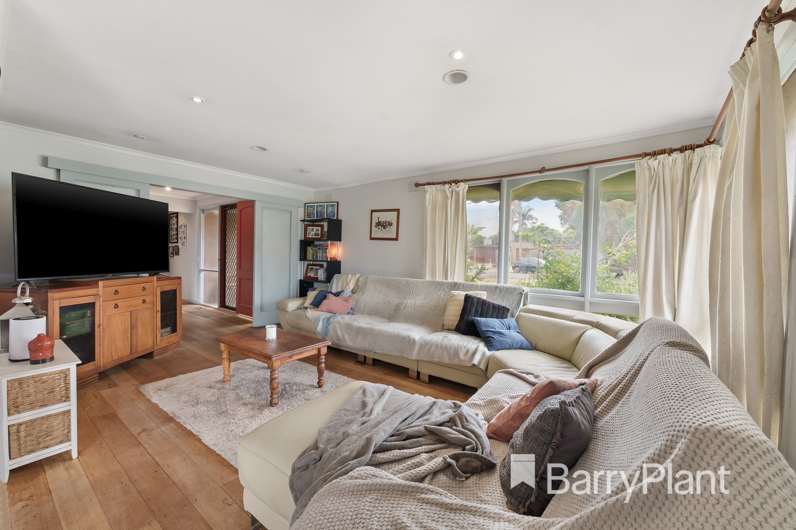 6 Greenhill Crescent, Wyndham Vale, VIC 3024, Wyndham Vale - Thumbnail 5