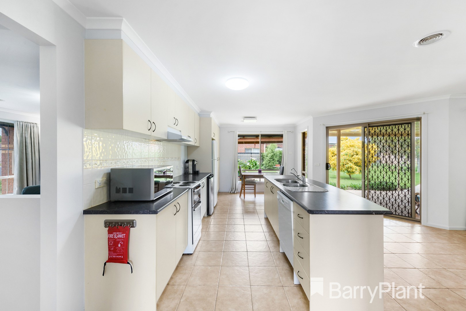6 Greenwich Court, Brookfield, VIC 3338, Brookfield - Thumbnail 4
