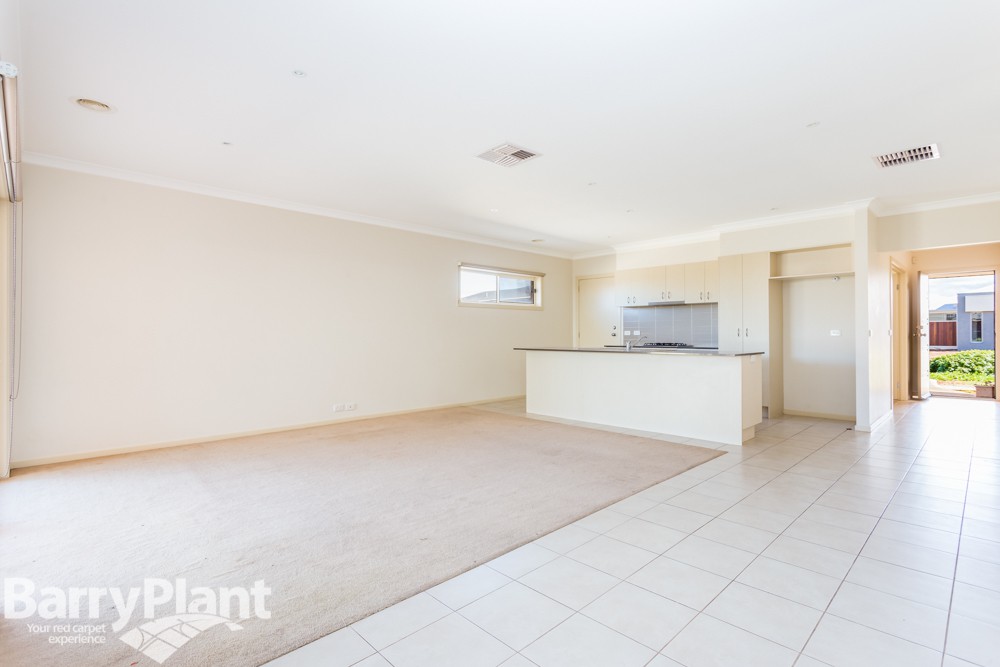 6 Grenache Street, Point Cook, VIC 3030, Point Cook - Thumbnail 6
