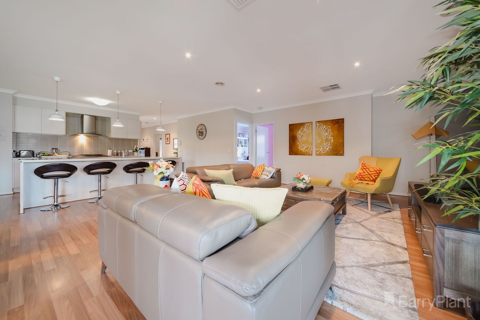 6 Griffith Mews, Pakenham, VIC 3810, Pakenham - Thumbnail 3