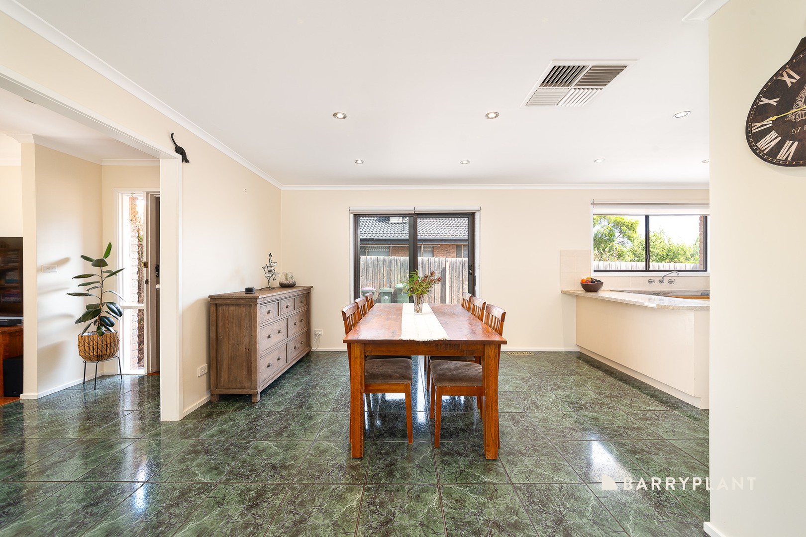 6 Guinea Court, Epping, VIC 3076, Epping - Thumbnail 6