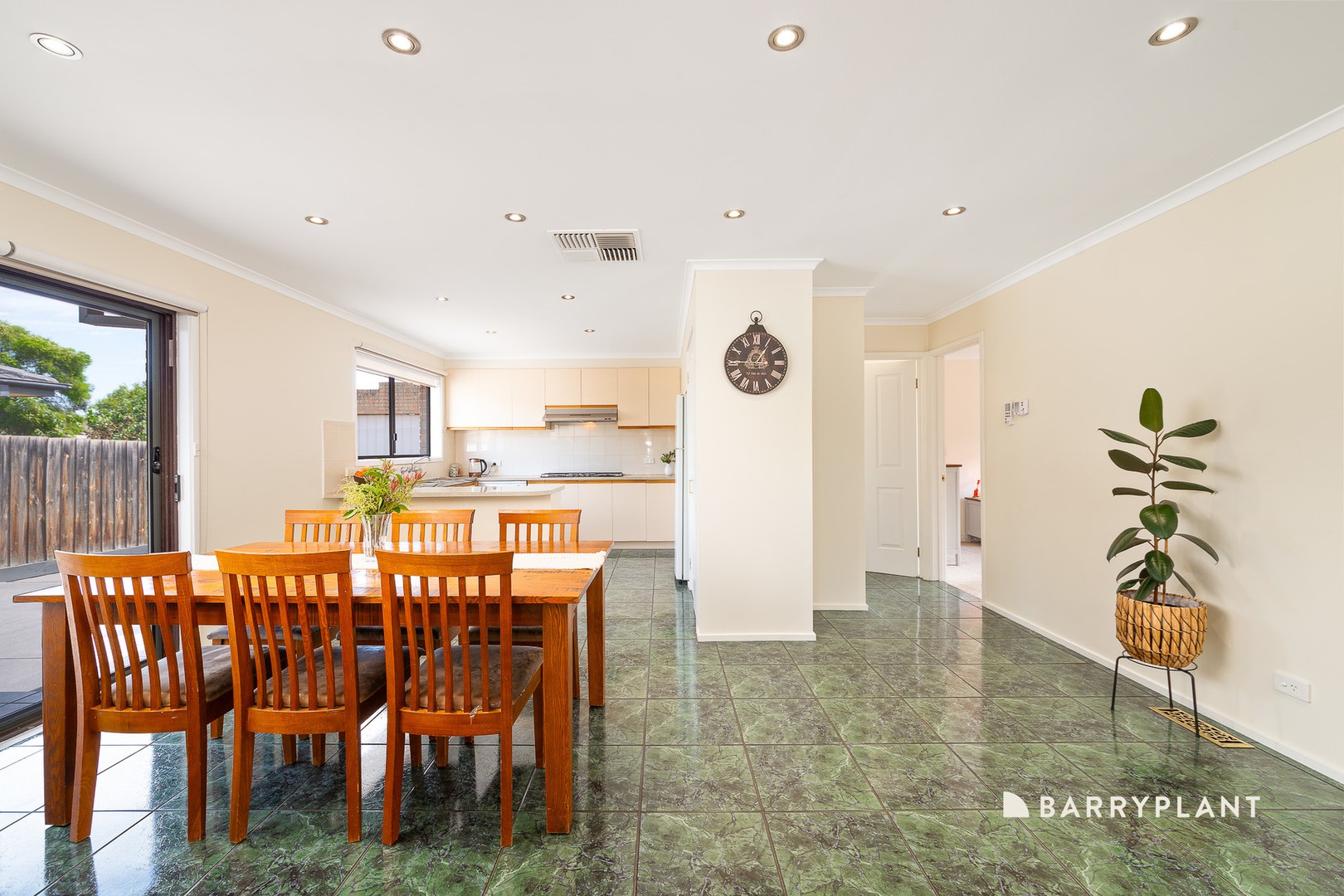 6 Guinea Court, Epping, VIC 3076, Epping - Thumbnail 7