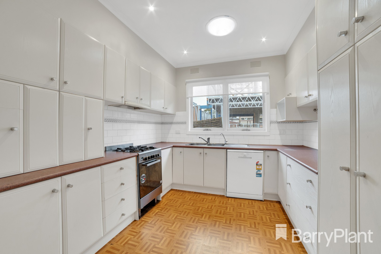 6 Gwynne Street, Mount Waverley, VIC 3149 - Thumbnail 2 - 09/05/2023