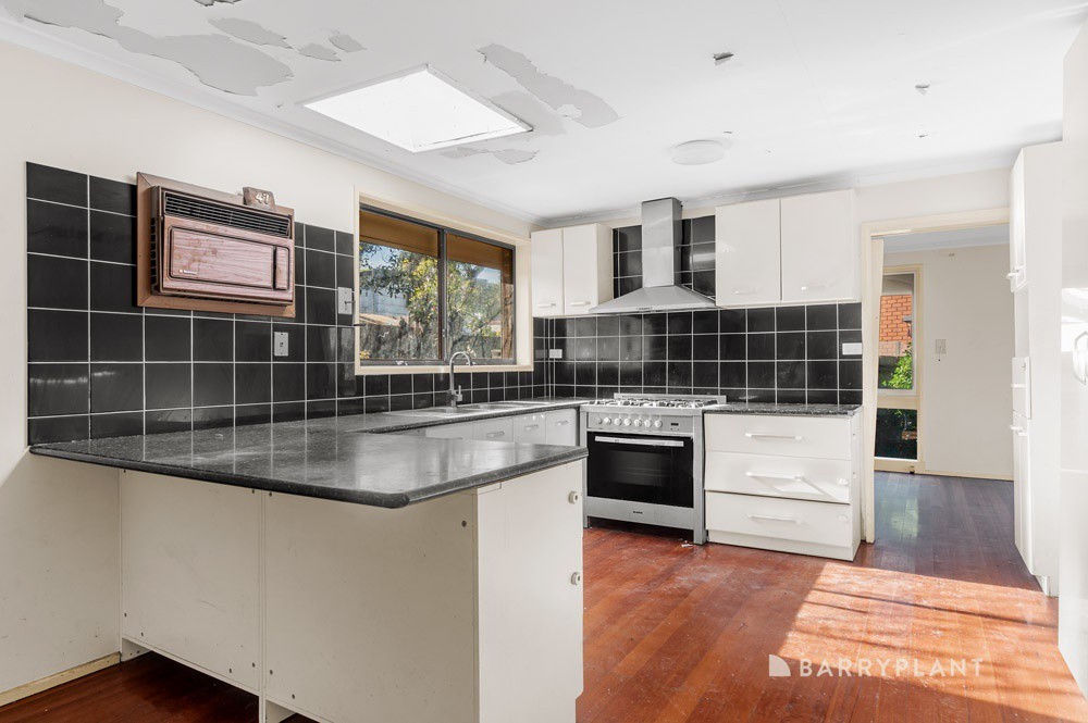 6 Hales Court, Mill Park, VIC 3082, Mill Park - Thumbnail 3