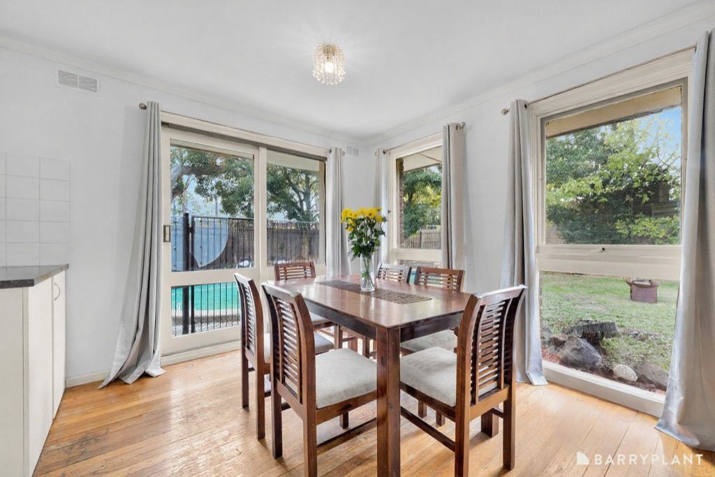 6 Hamilton Close, Kilsyth, VIC 3137, Kilsyth - Thumbnail 3